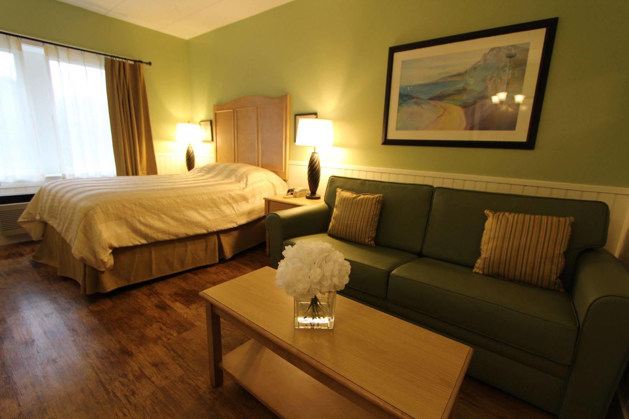 Holly Tree Resort West Yarmouth Exterior photo