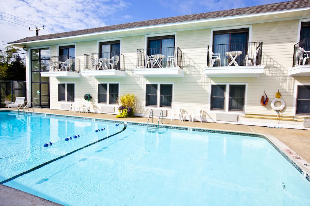 Holly Tree Resort West Yarmouth Exterior photo
